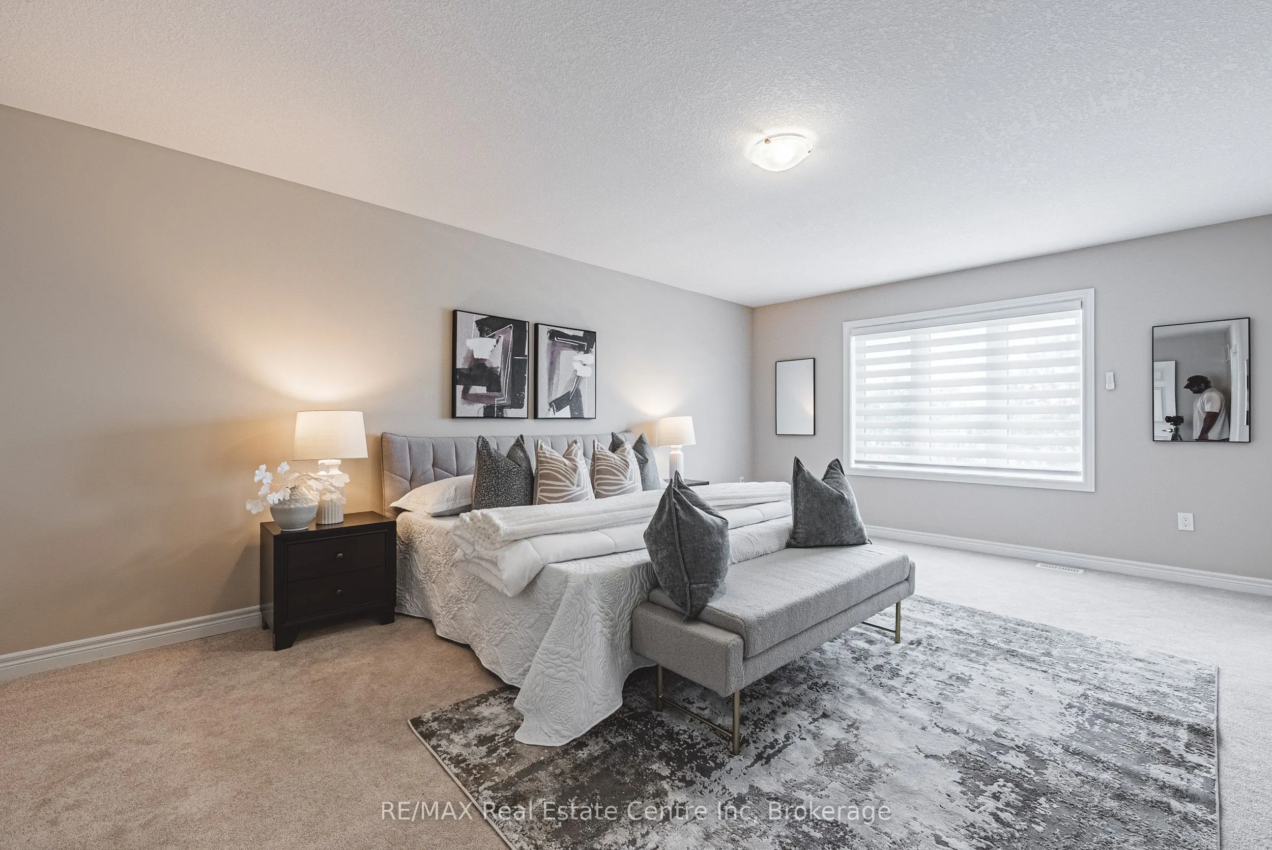 166 Deerpath Drive, #7