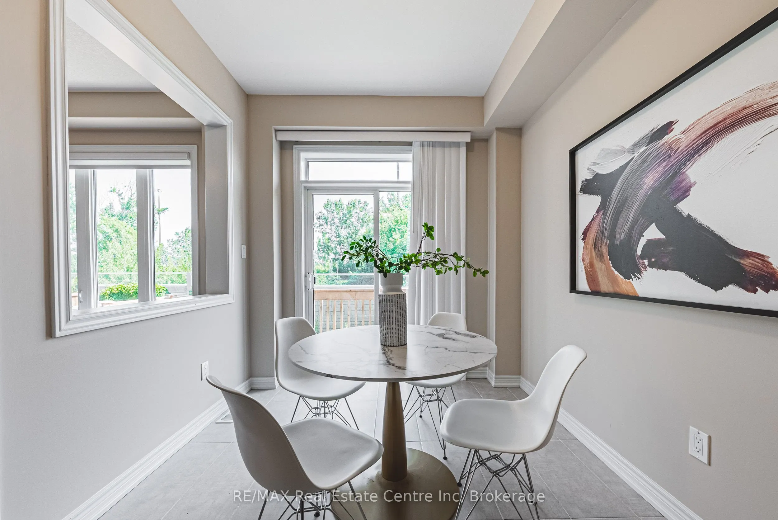 166 Deerpath Drive, #7