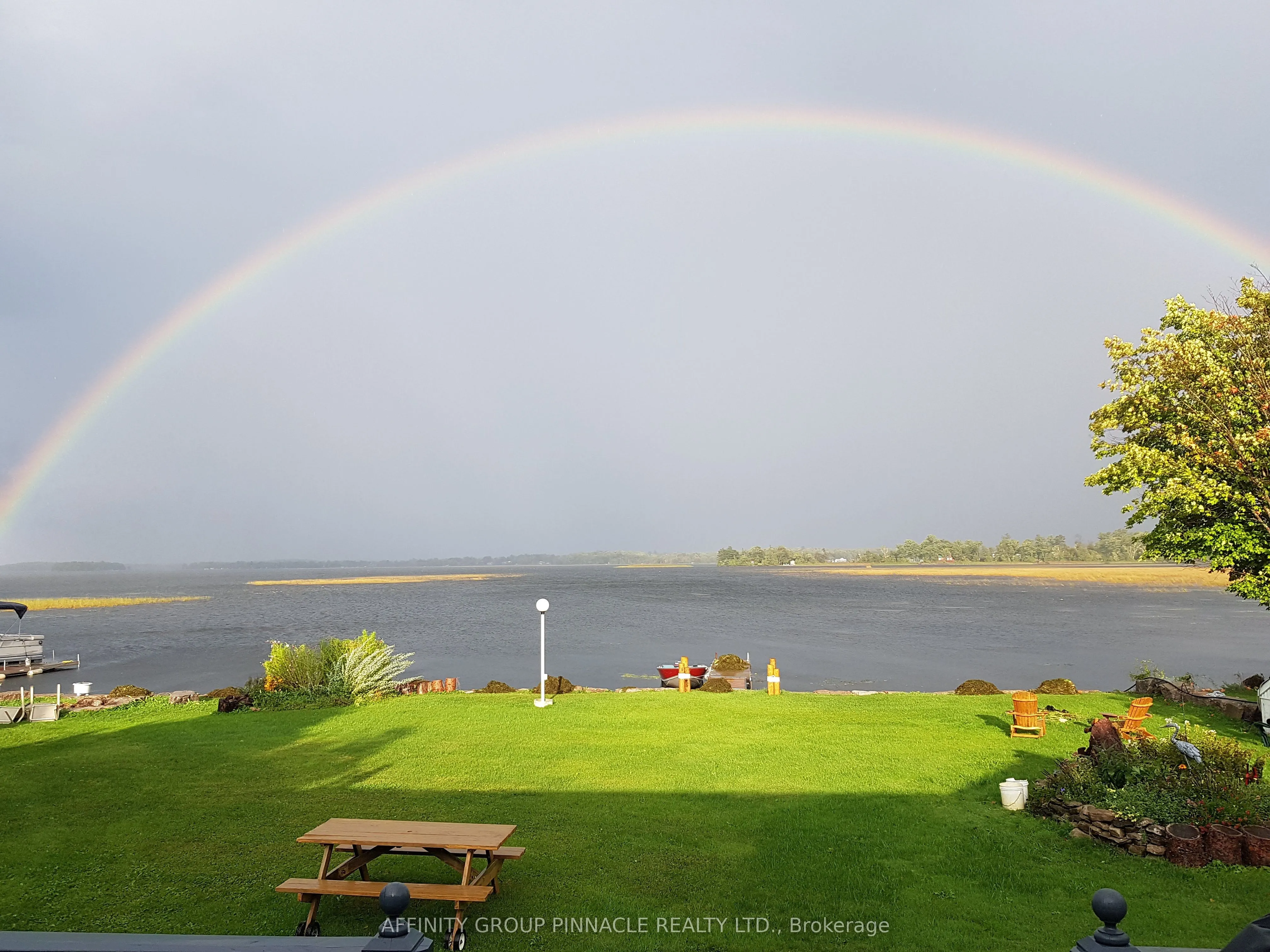 11 Lakeview Crescent