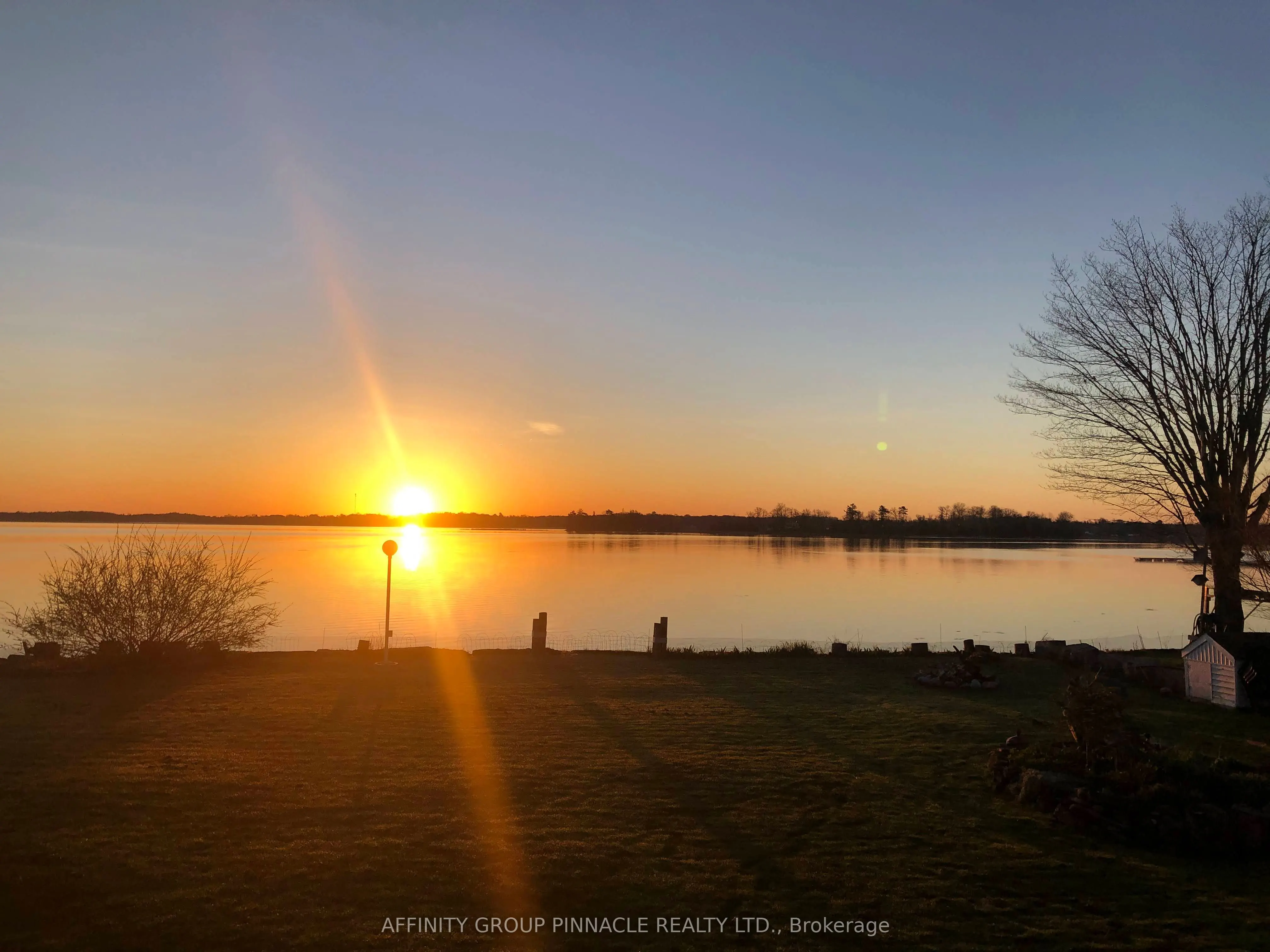 11 Lakeview Crescent