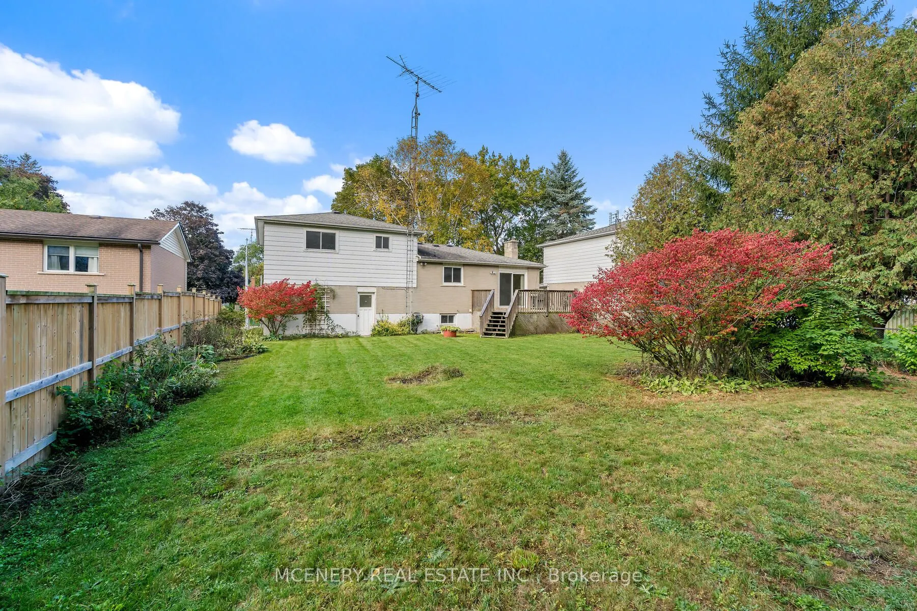 29 Tomwell Crescent E