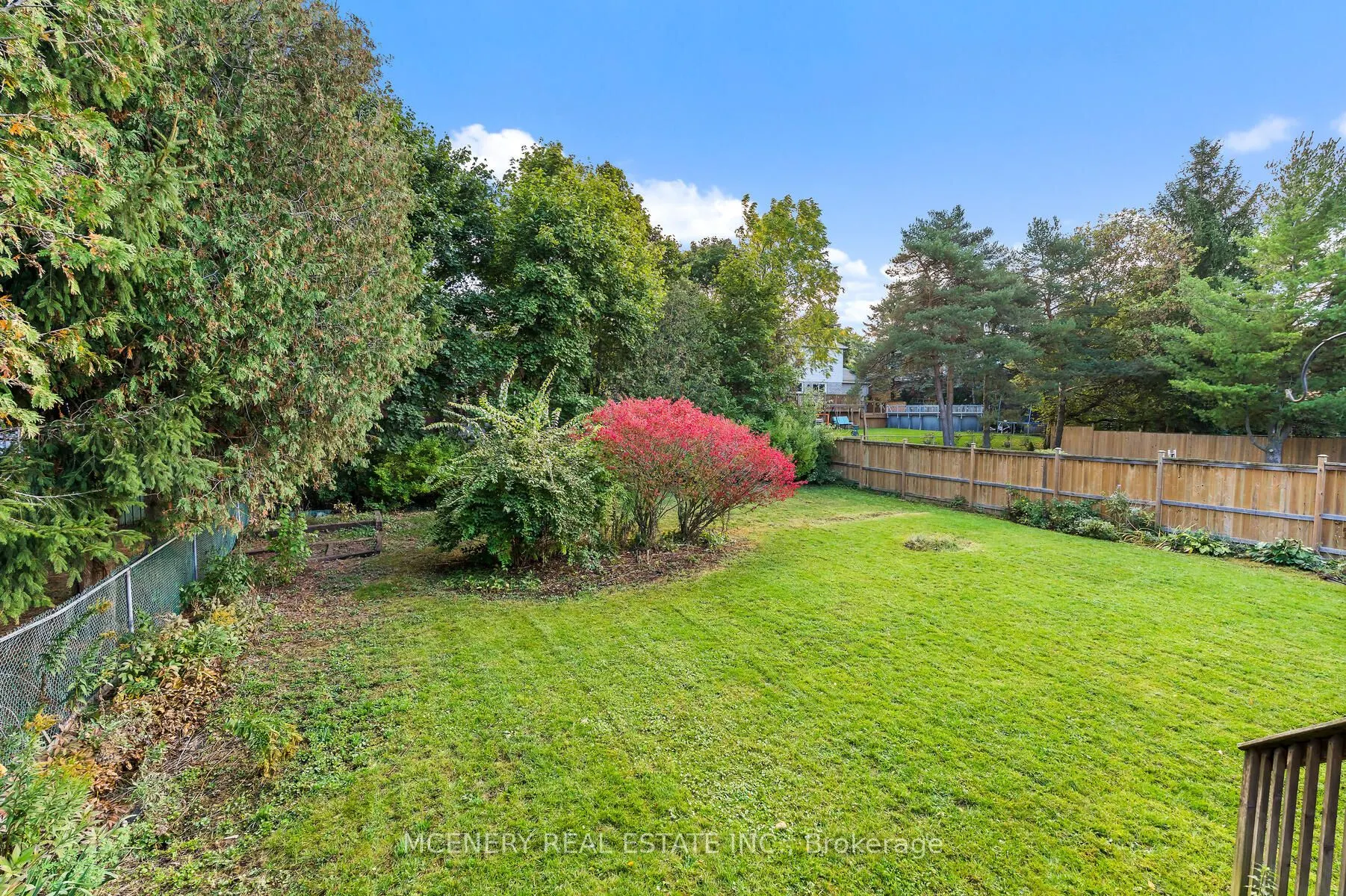 29 Tomwell Crescent E