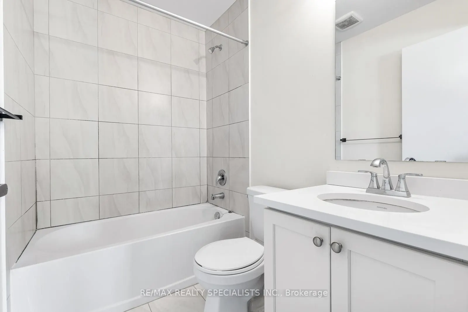 590 North Service Road, #135