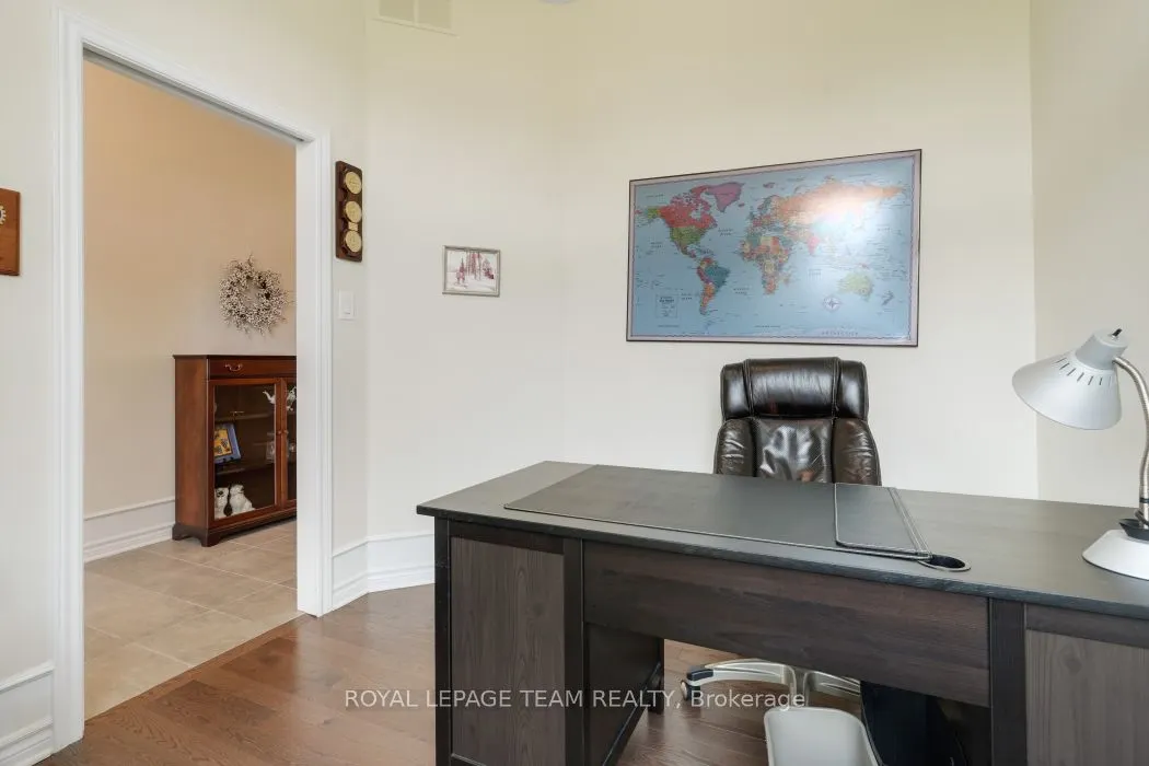 316 Serenade Crescent W