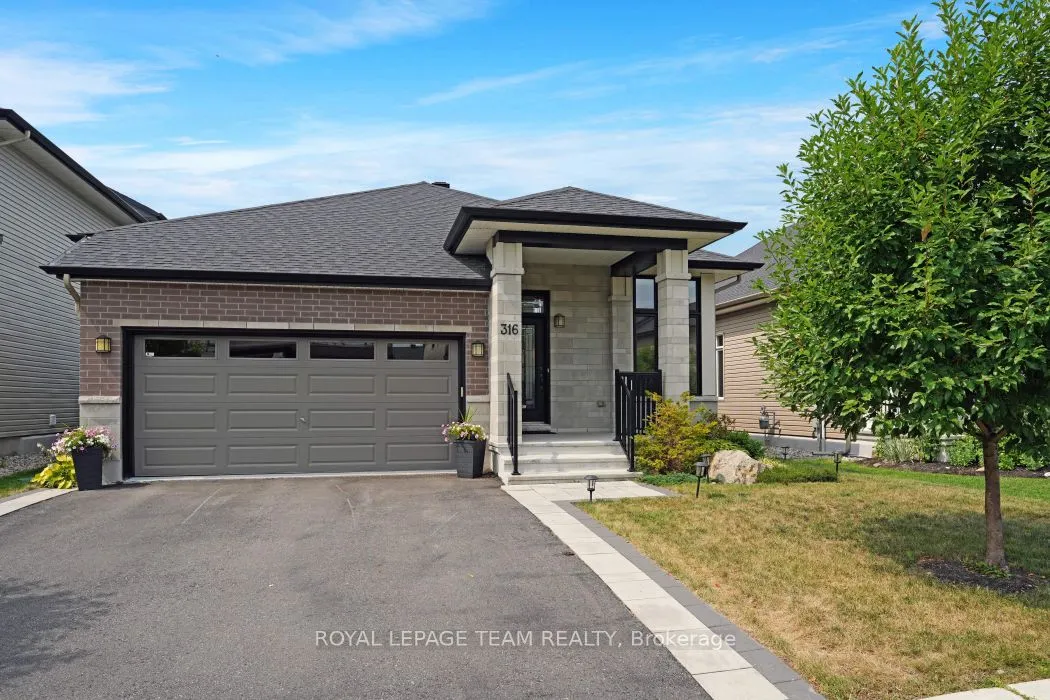 316 Serenade Crescent W