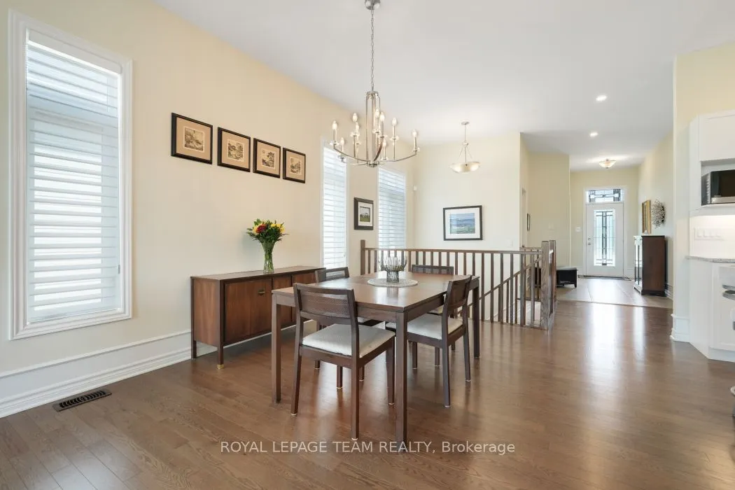 316 Serenade Crescent W