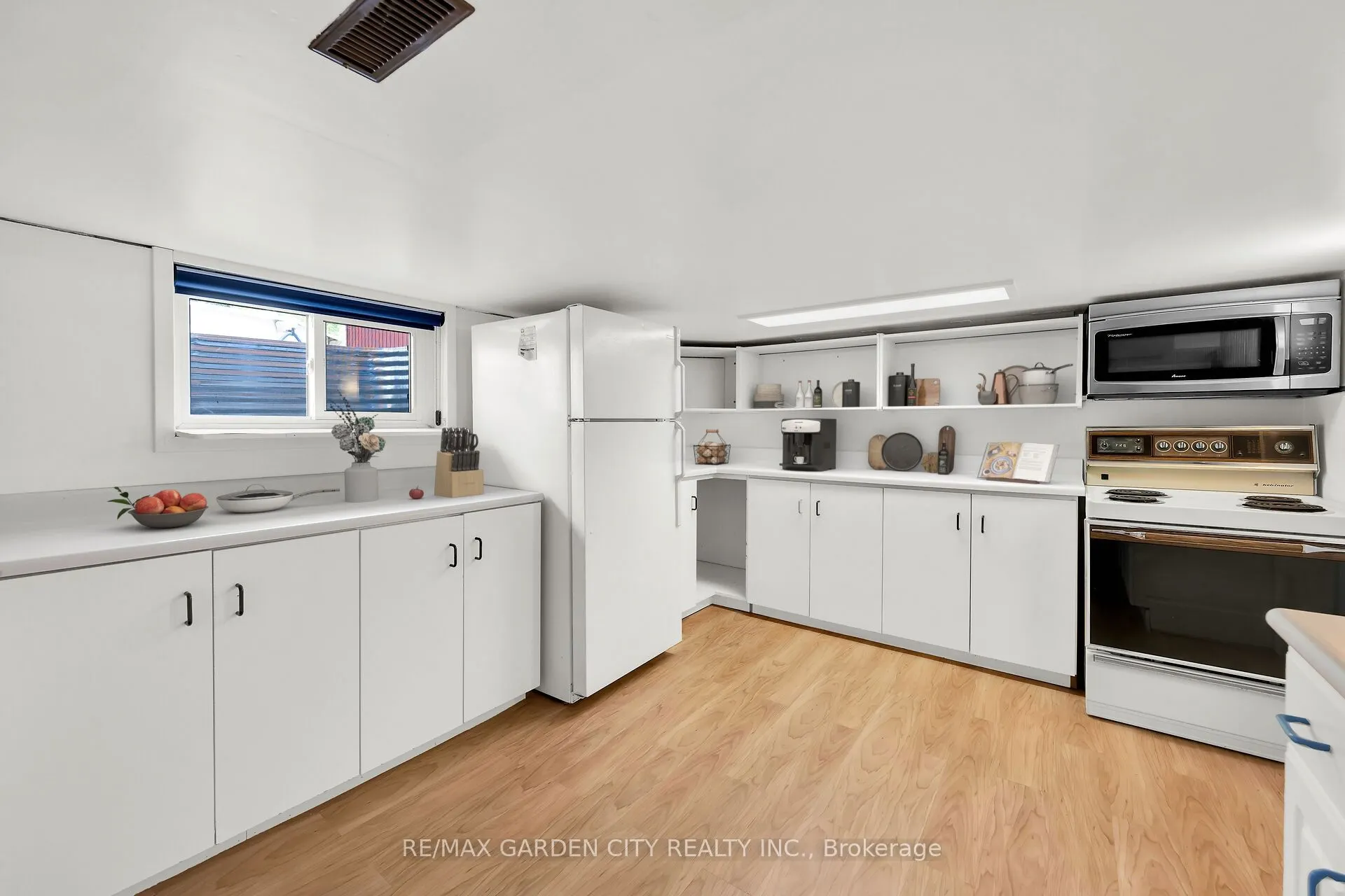 4889 Cherrywood Drive