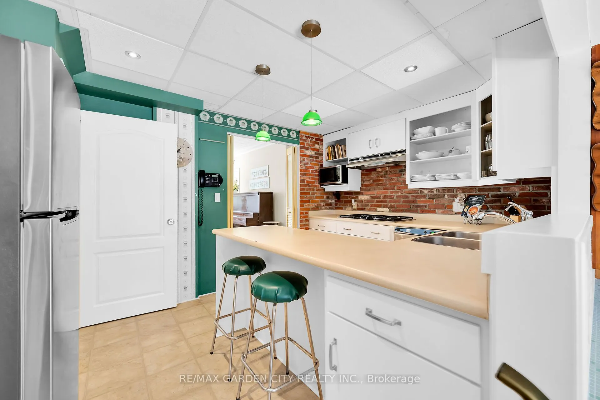 4889 Cherrywood Drive