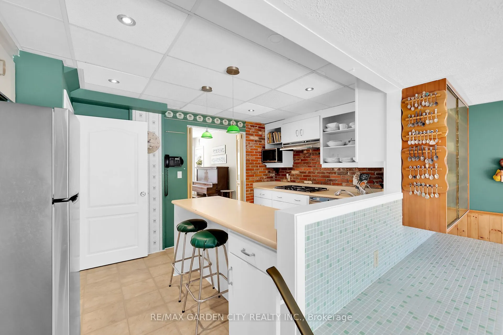 4889 Cherrywood Drive