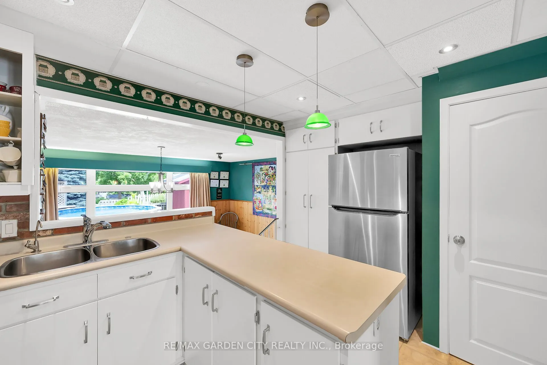 4889 Cherrywood Drive