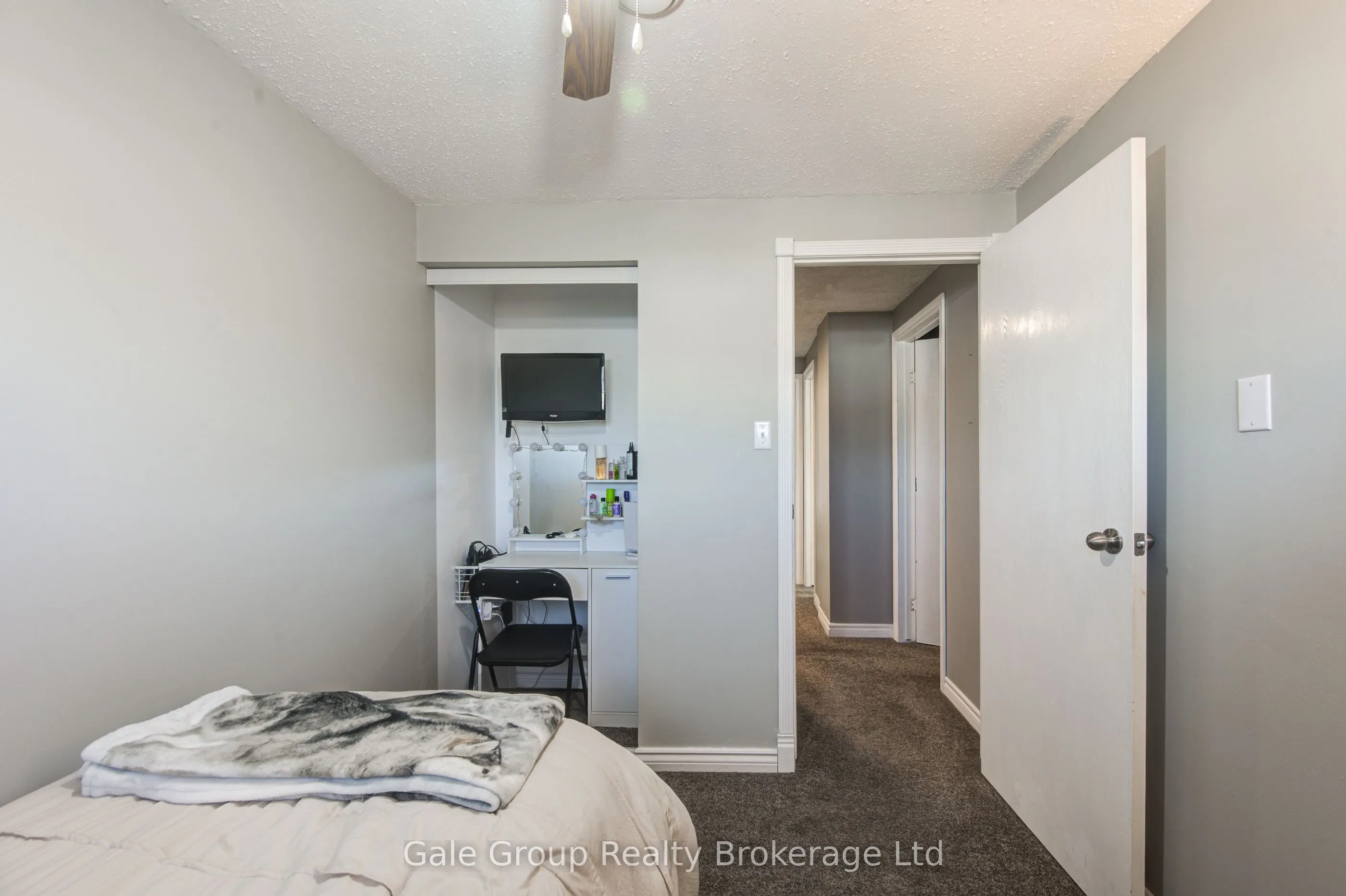 1193 NELLIS Street, #2