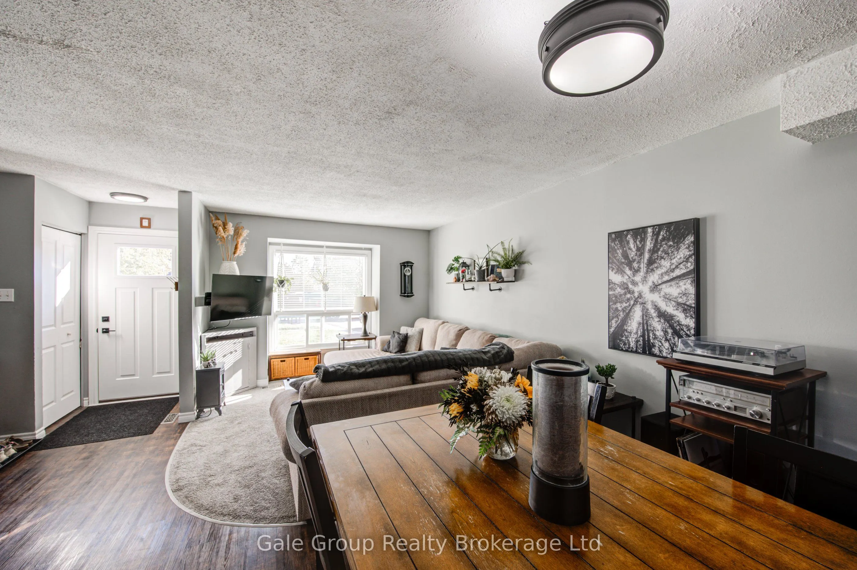 1193 NELLIS Street, #2