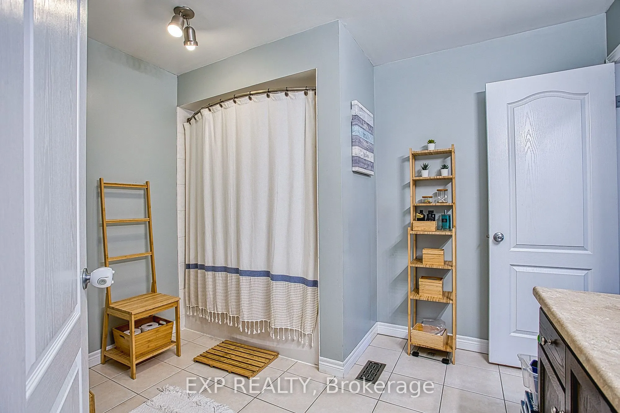 25 Ivybridge Drive, #2