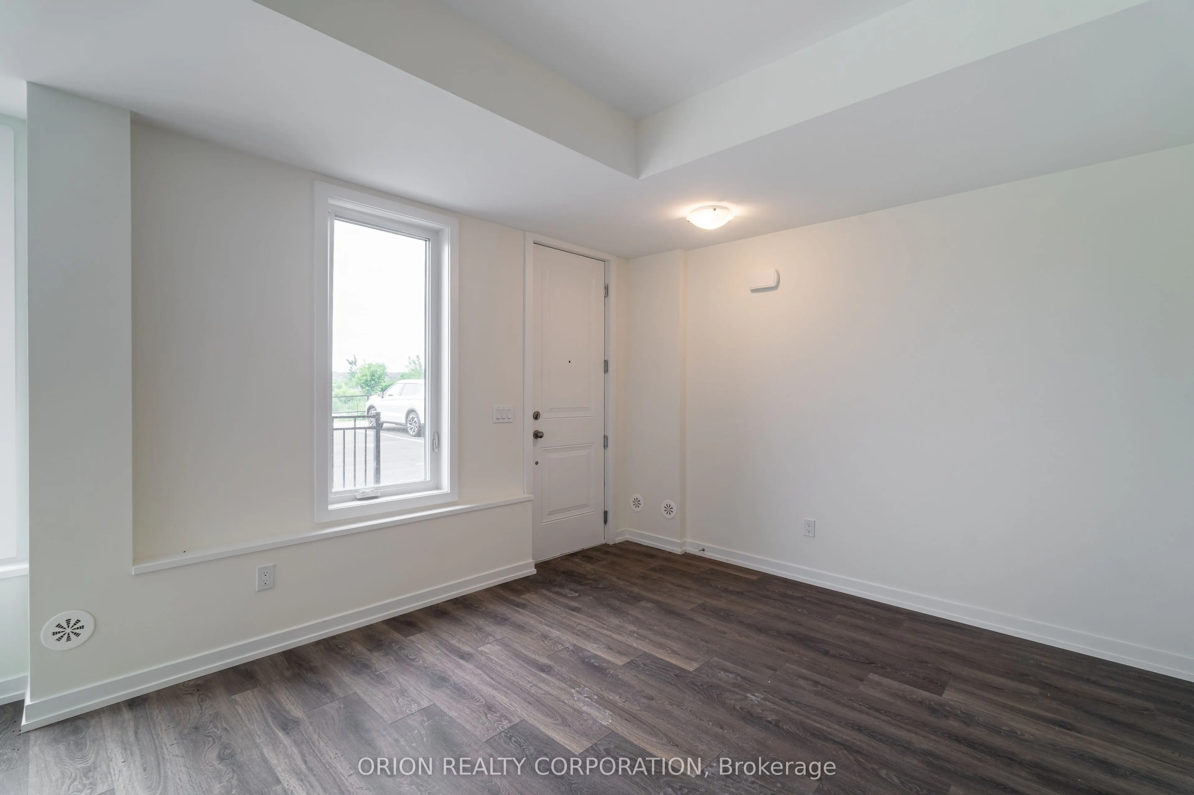 160 Densmore Road, #101