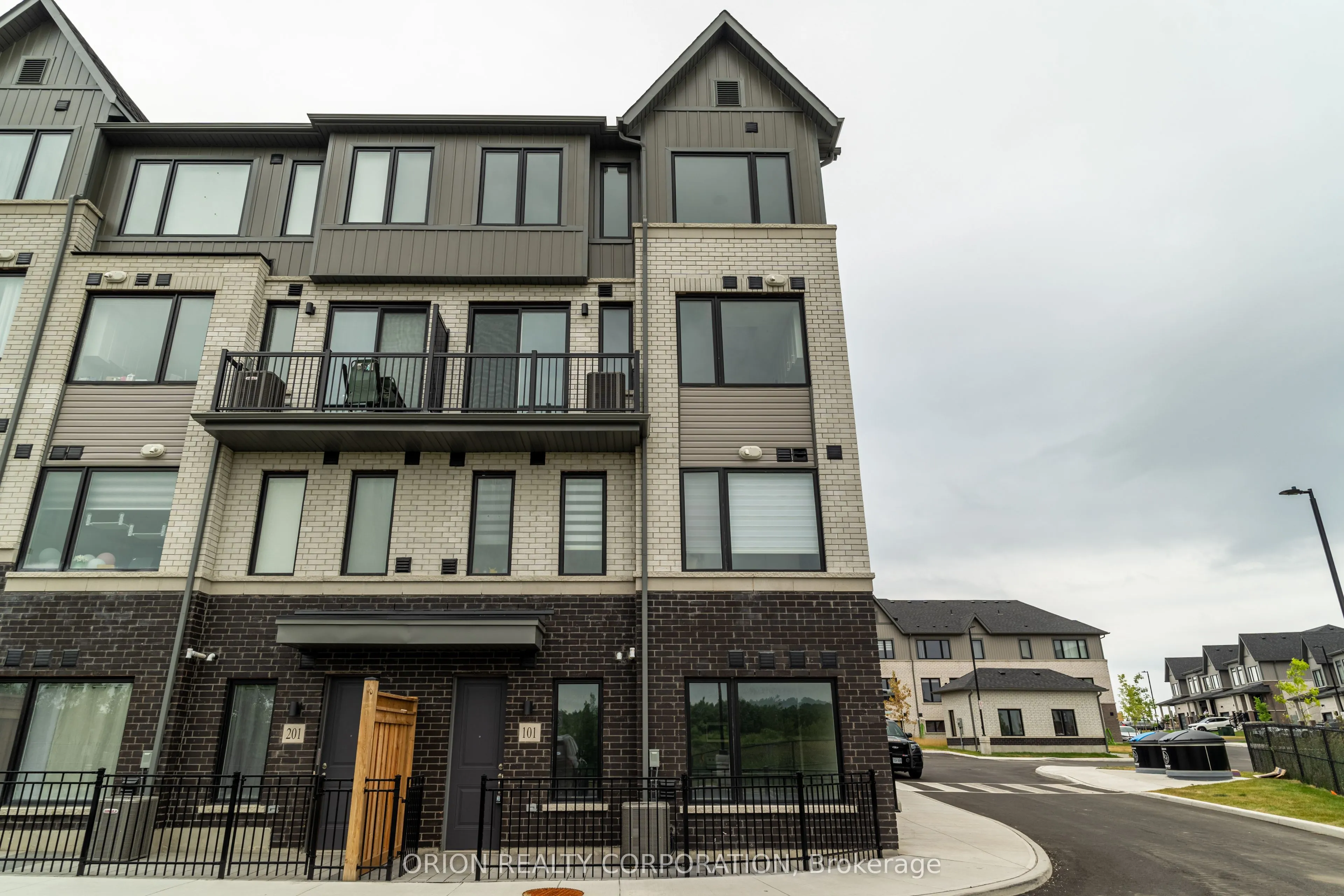 160 Densmore Road, #101