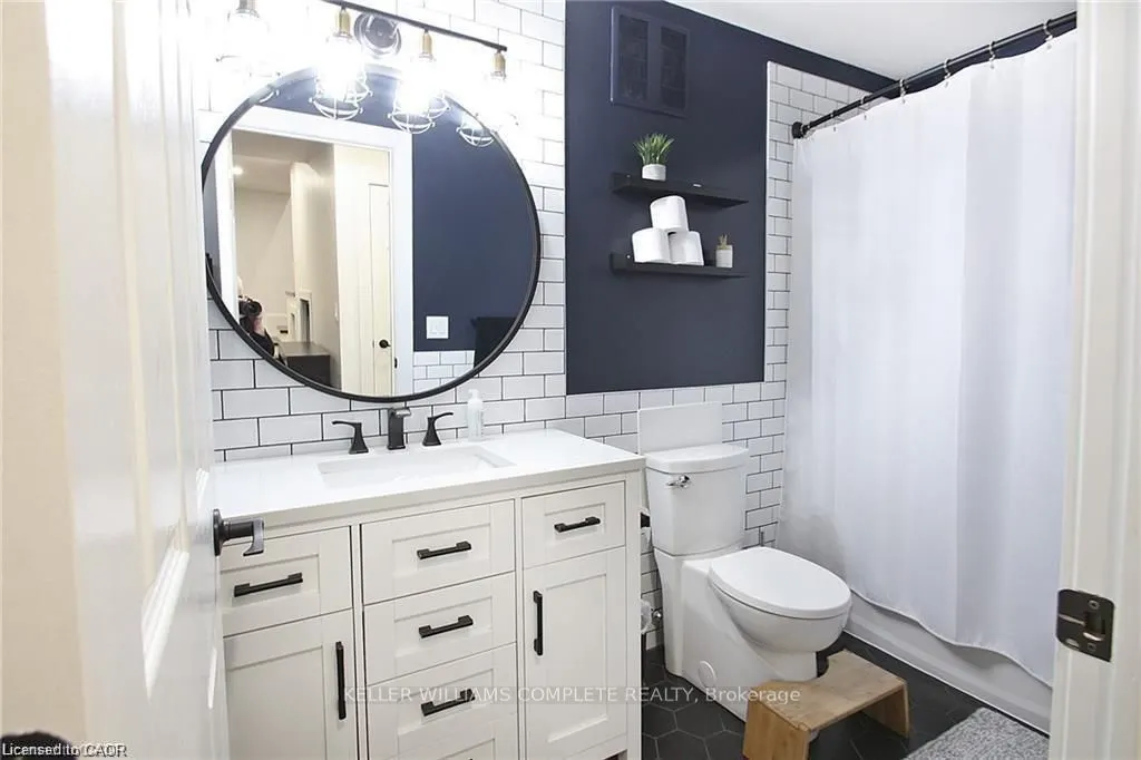 23 SCARLETWOOD Street