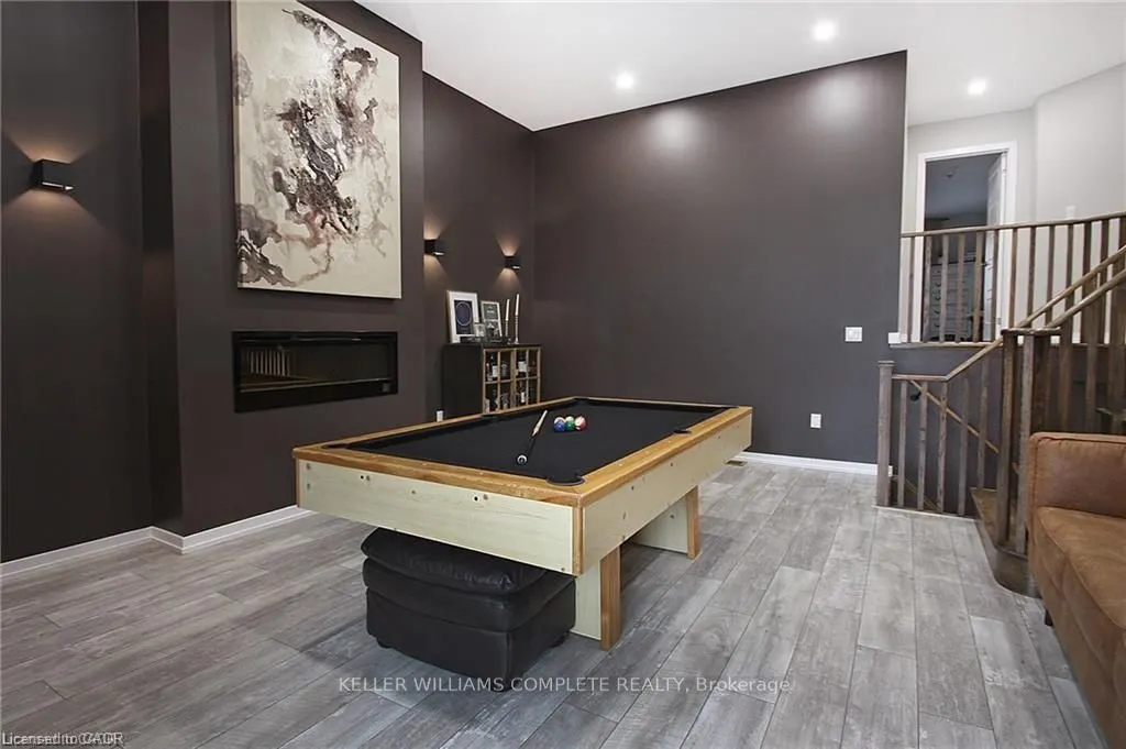 23 SCARLETWOOD Street