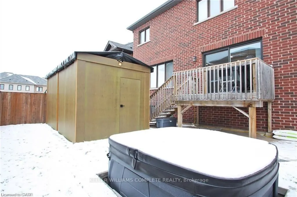 23 SCARLETWOOD Street