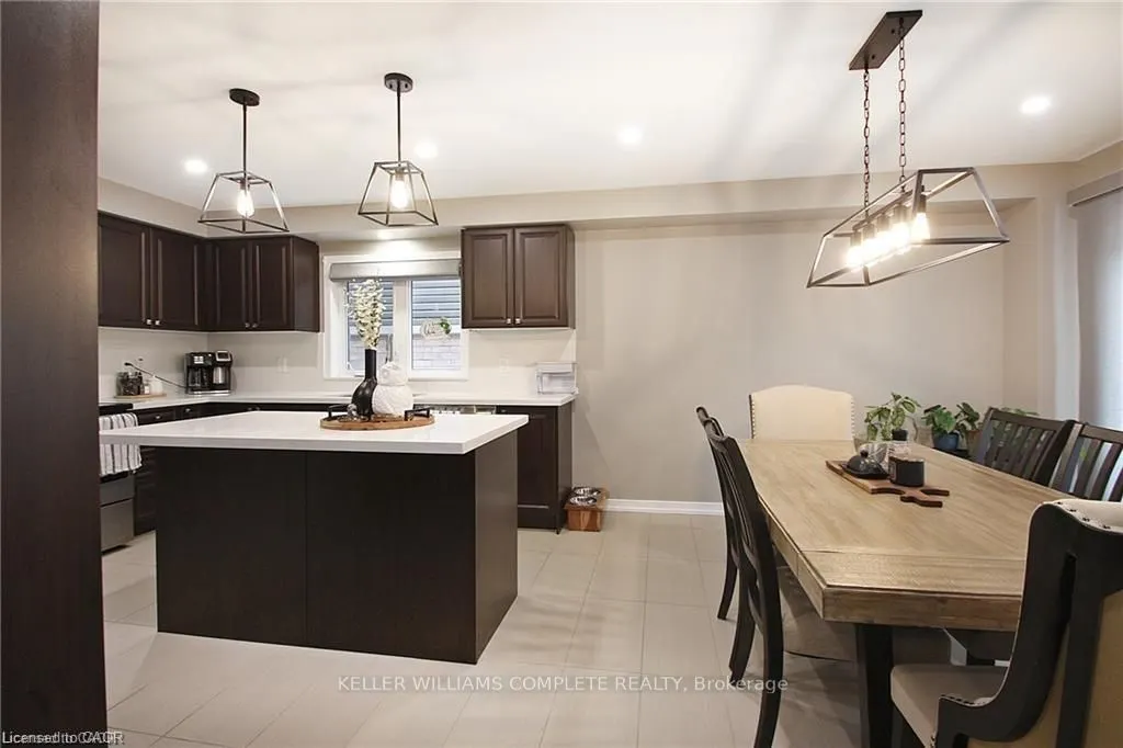 23 SCARLETWOOD Street