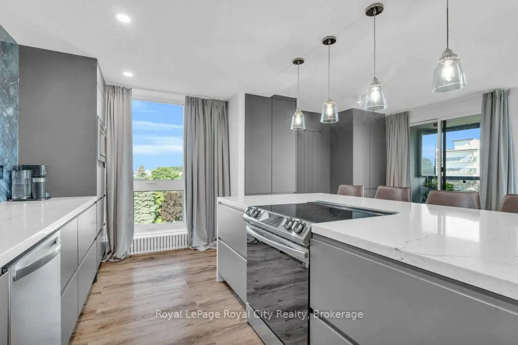 19 Woodlawn Road E, #511