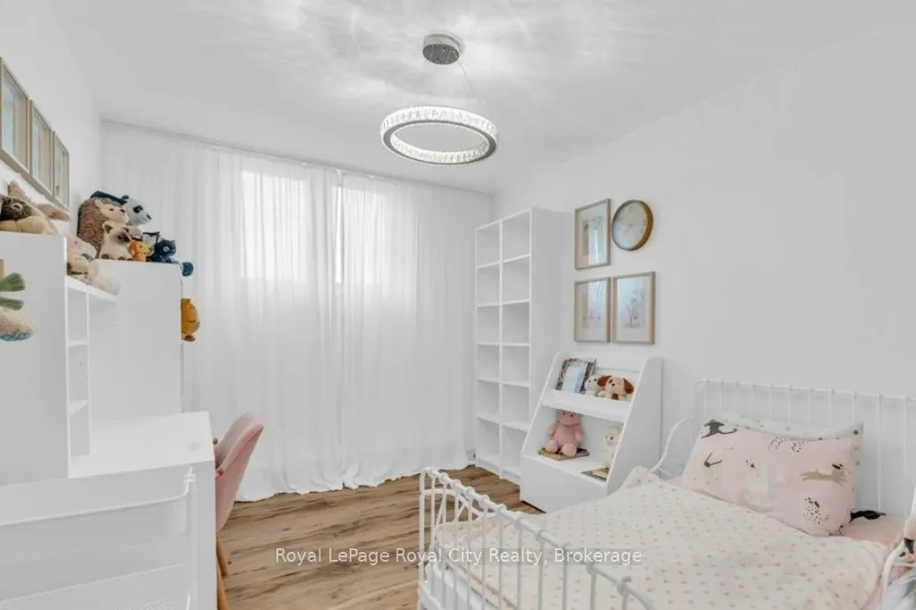 19 Woodlawn Road E, #511