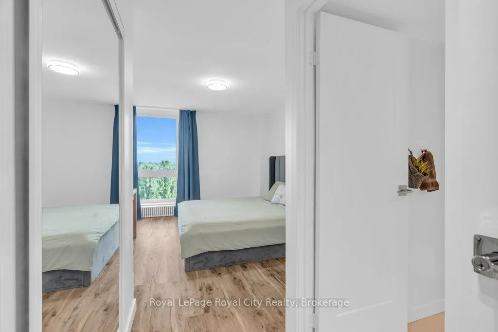 19 Woodlawn Road E, #511