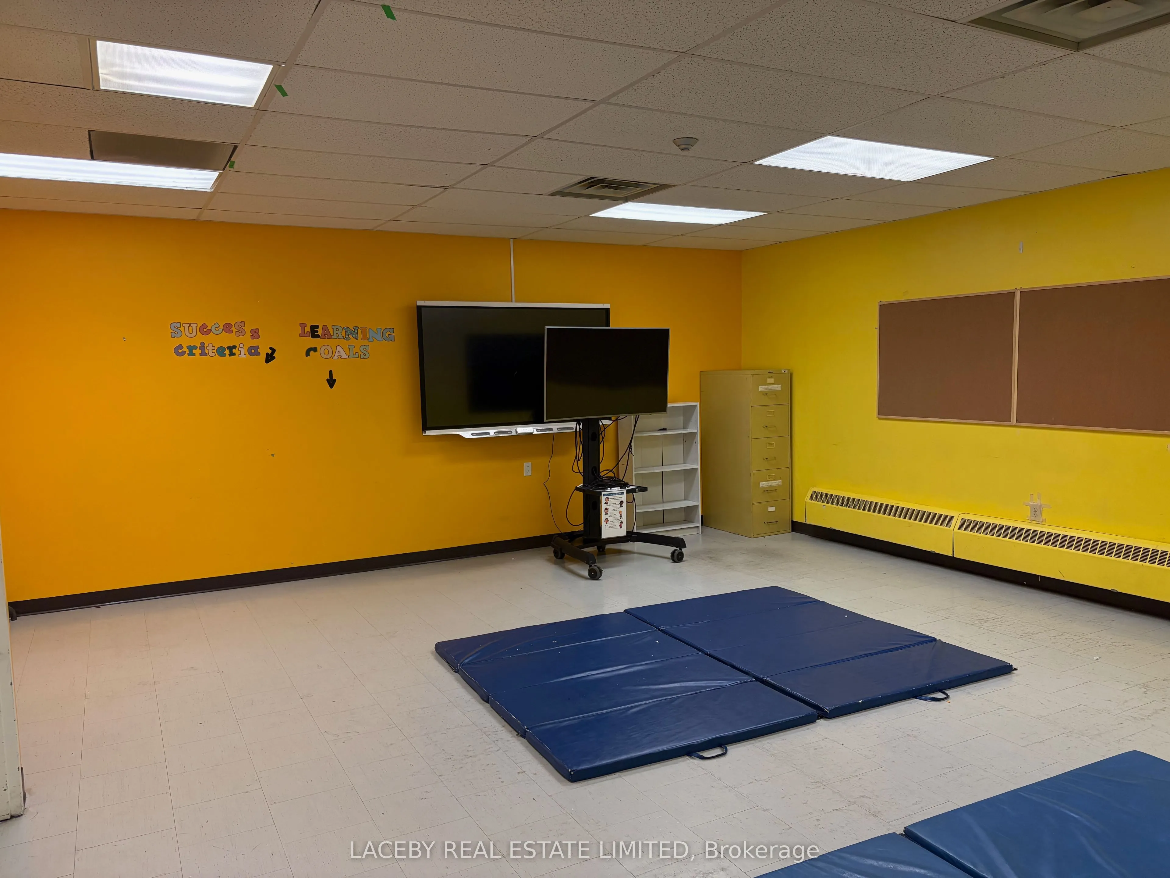 28 Rebecca Street, #2 & 3