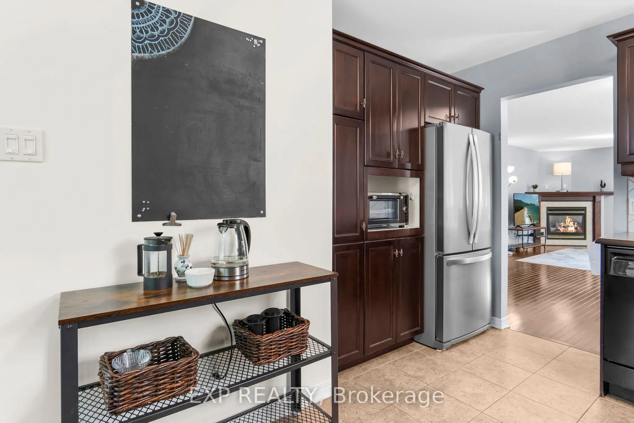 114 ECHOWOODS Avenue