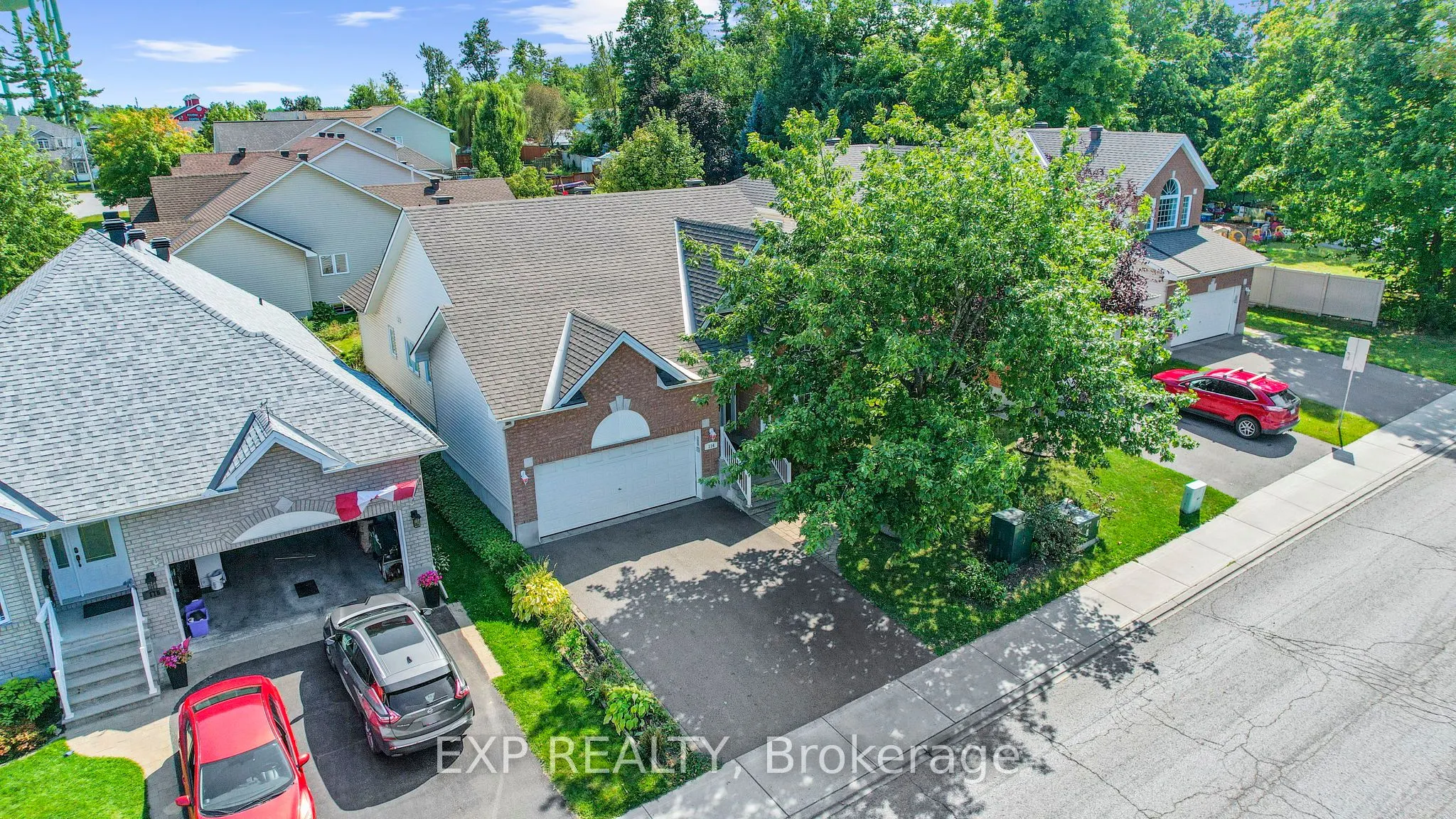 114 ECHOWOODS Avenue