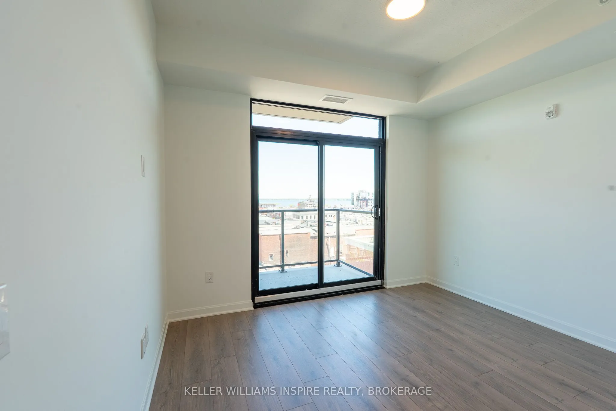 223 Princess Street, #902