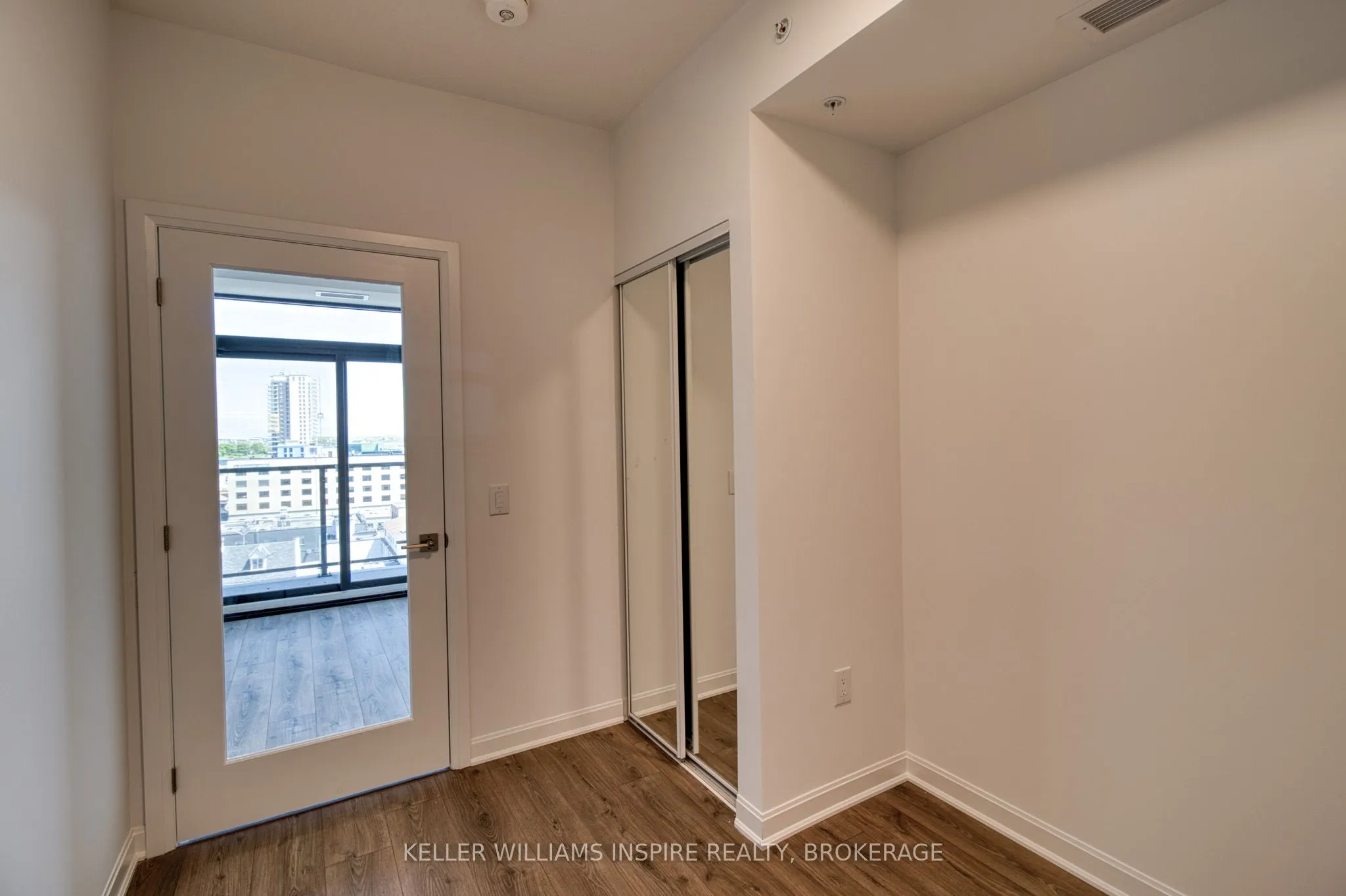 223 Princess Street, #902