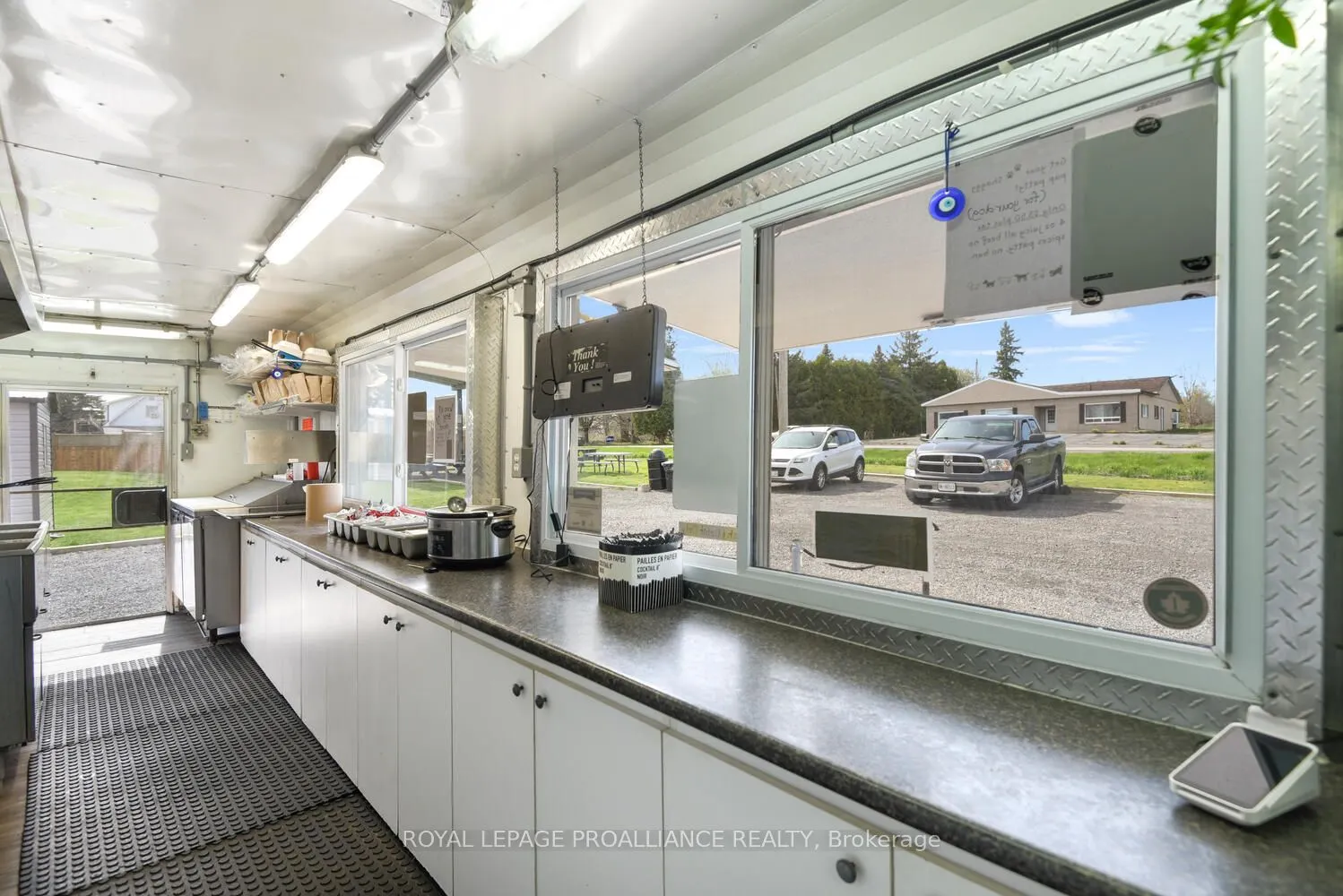 12 Riverview Crescent