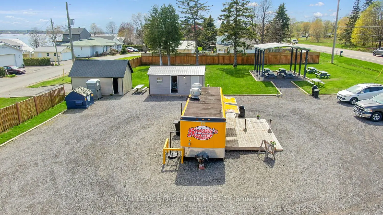 12 Riverview Crescent
