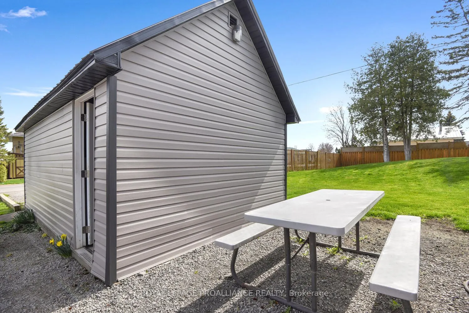 12 Riverview Crescent