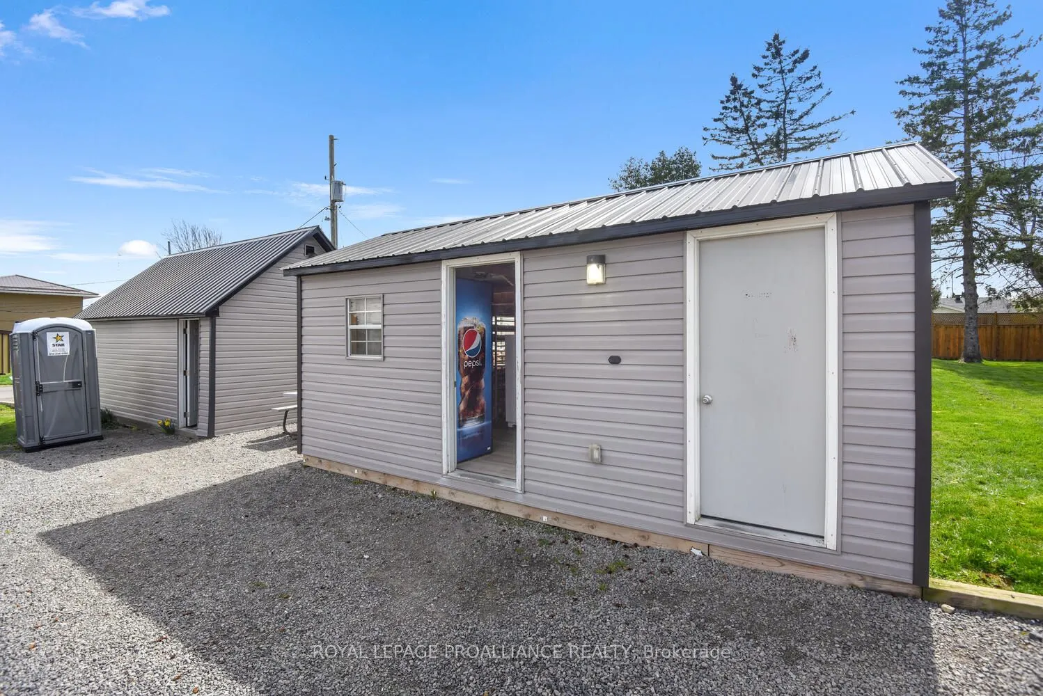 12 Riverview Crescent