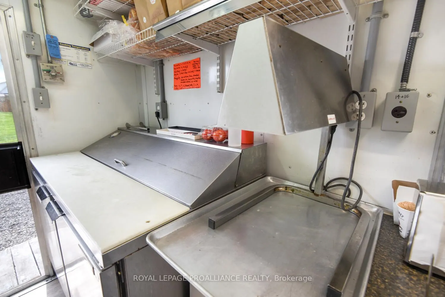 12 Riverview Crescent