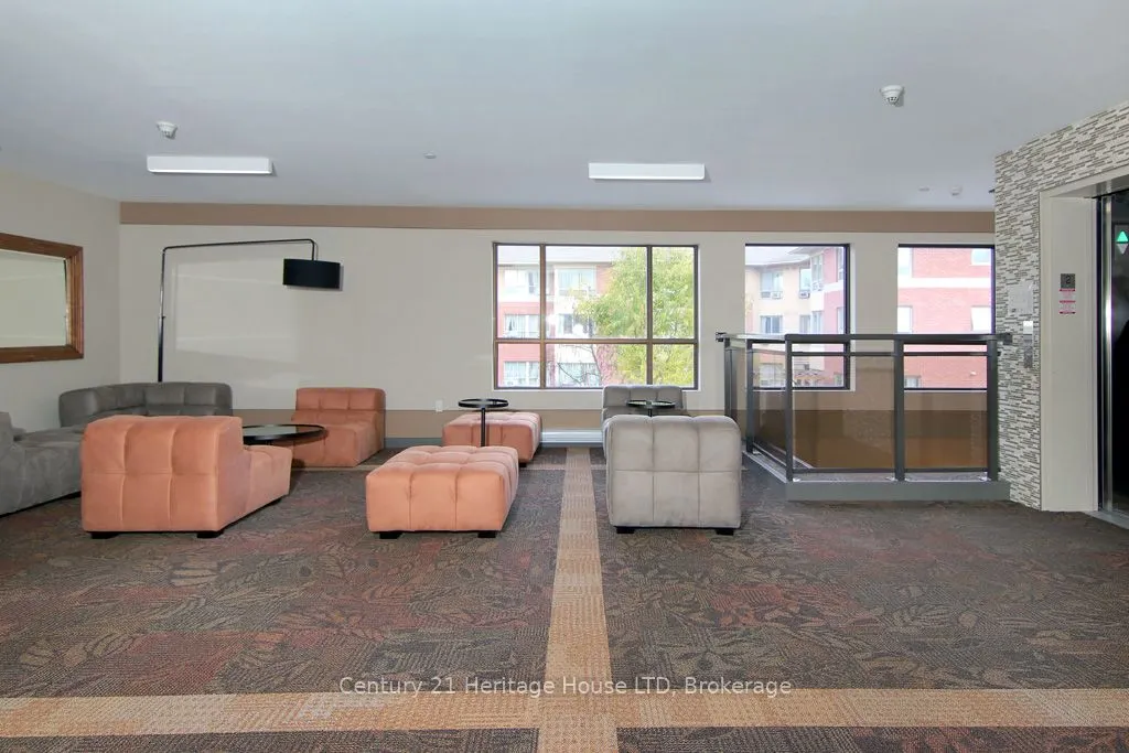 26 Wellington Street, #404