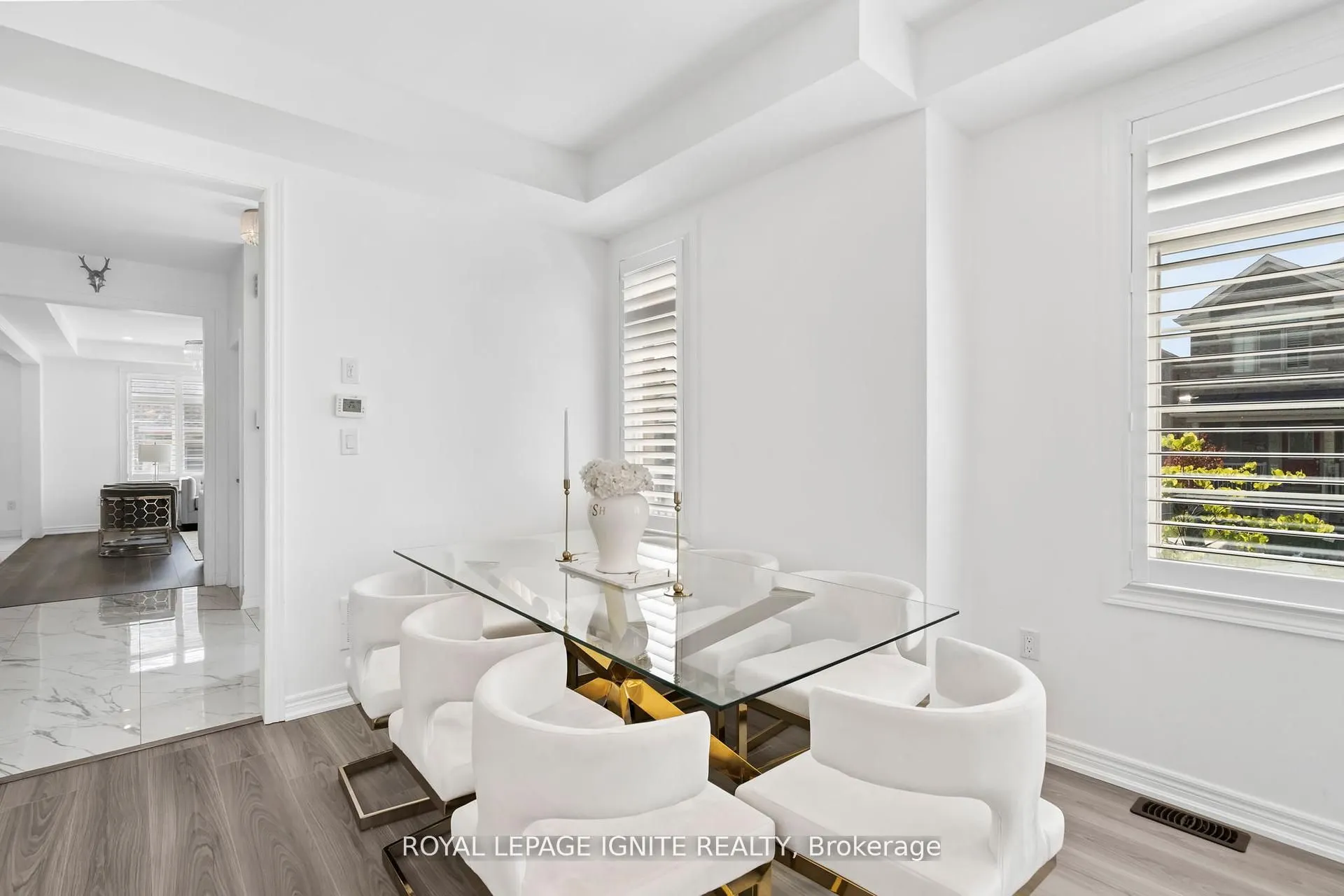 4 Great Falls Boulevard