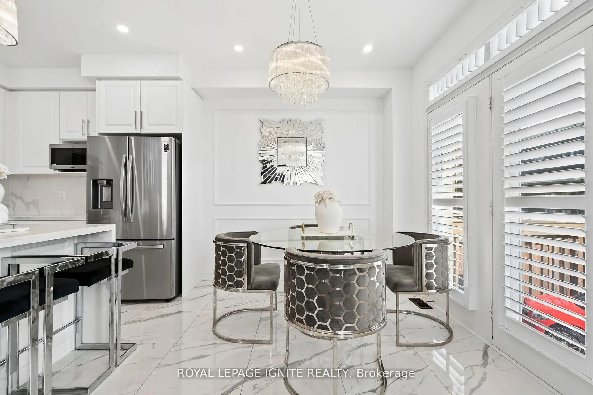 4 Great Falls Boulevard