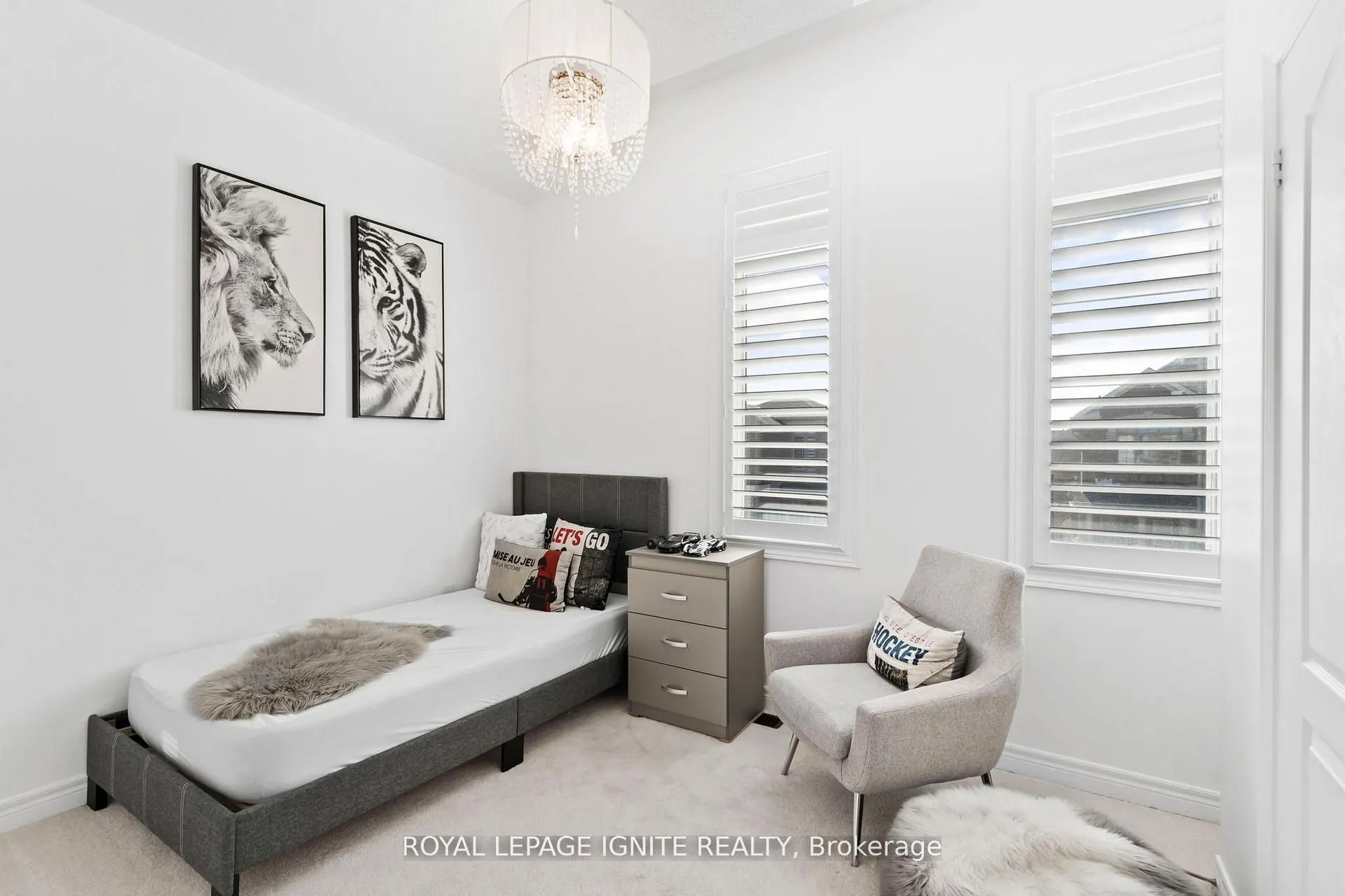 4 Great Falls Boulevard