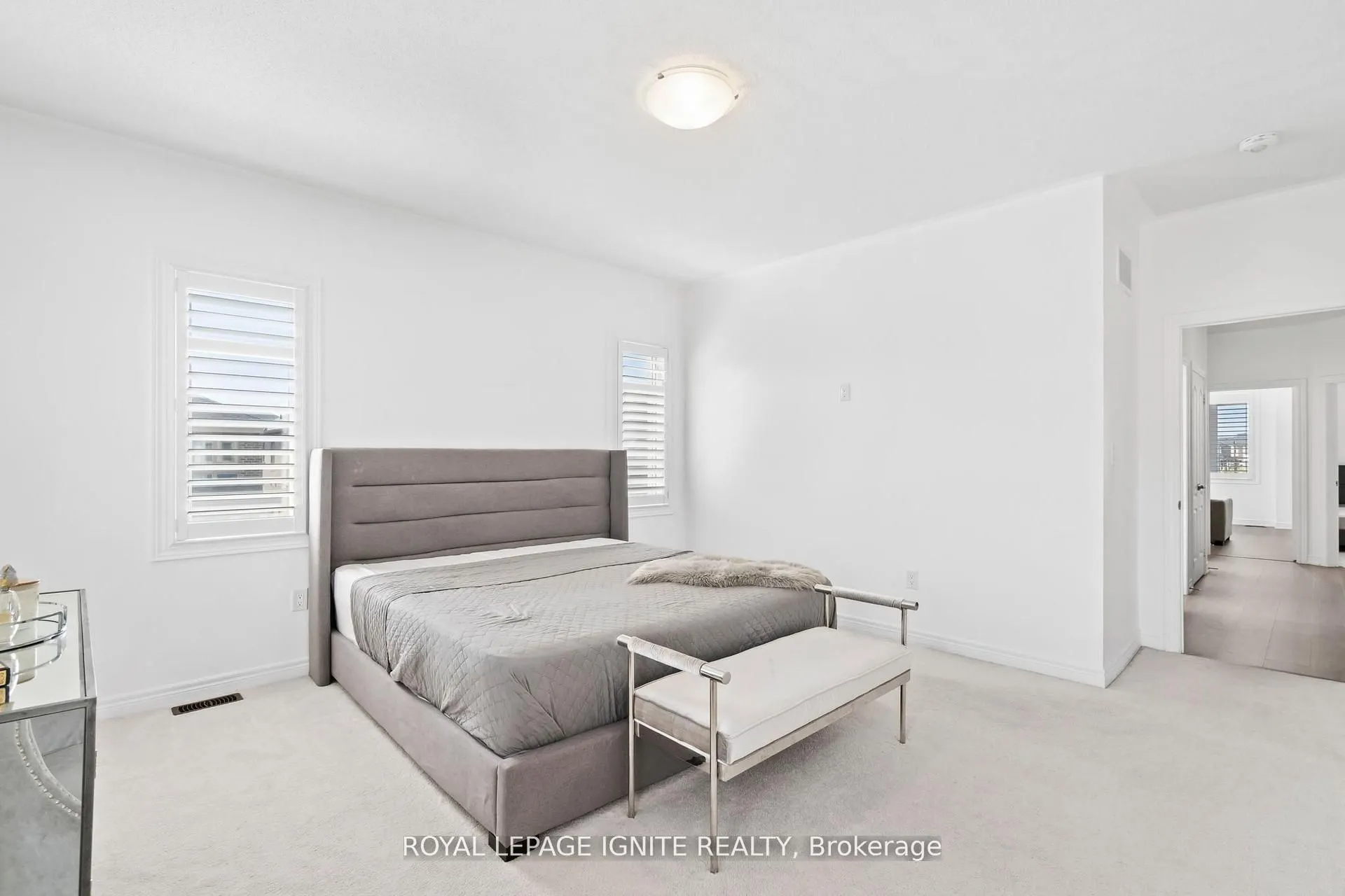 4 Great Falls Boulevard