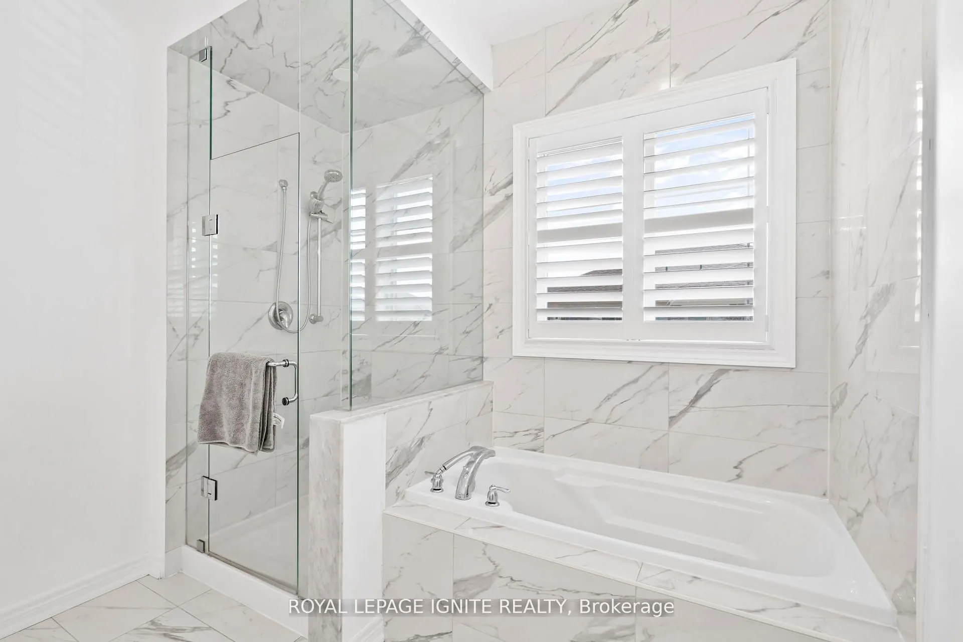 4 Great Falls Boulevard