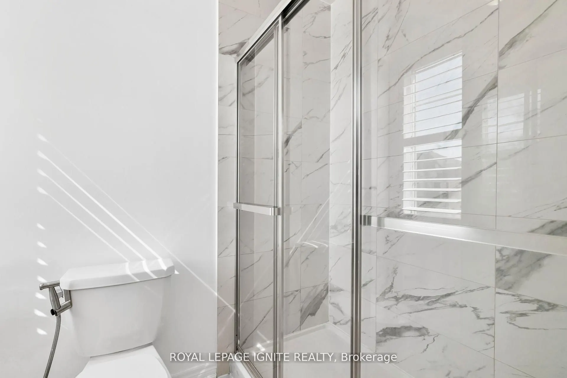 4 Great Falls Boulevard