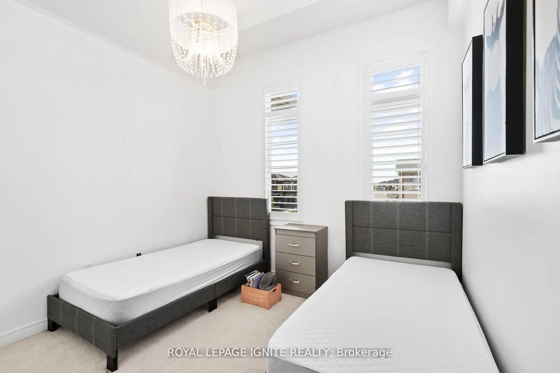 4 Great Falls Boulevard