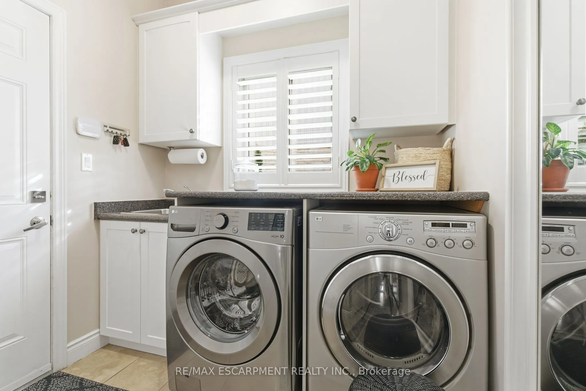 32 Hinrichs Crescent