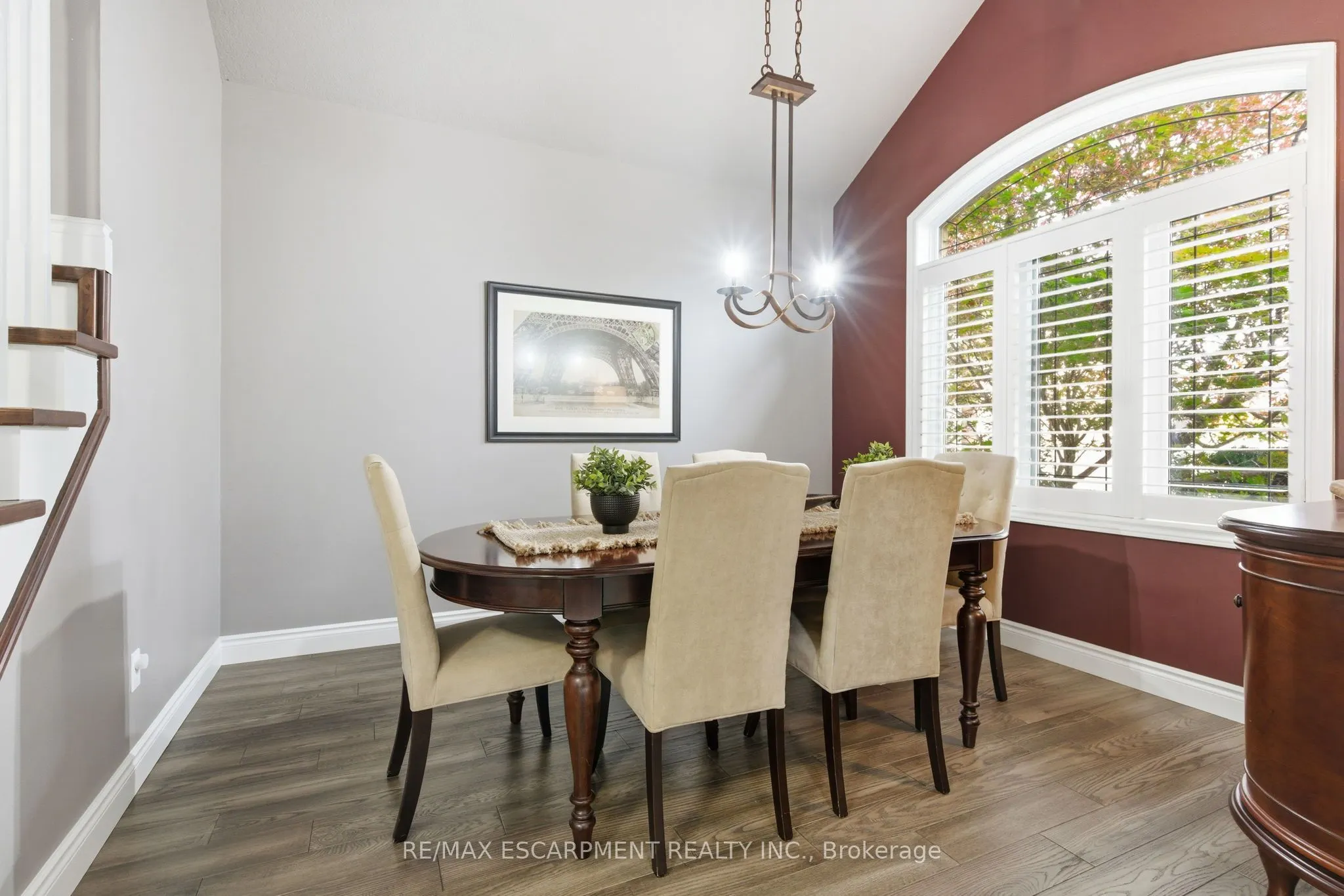 32 Hinrichs Crescent