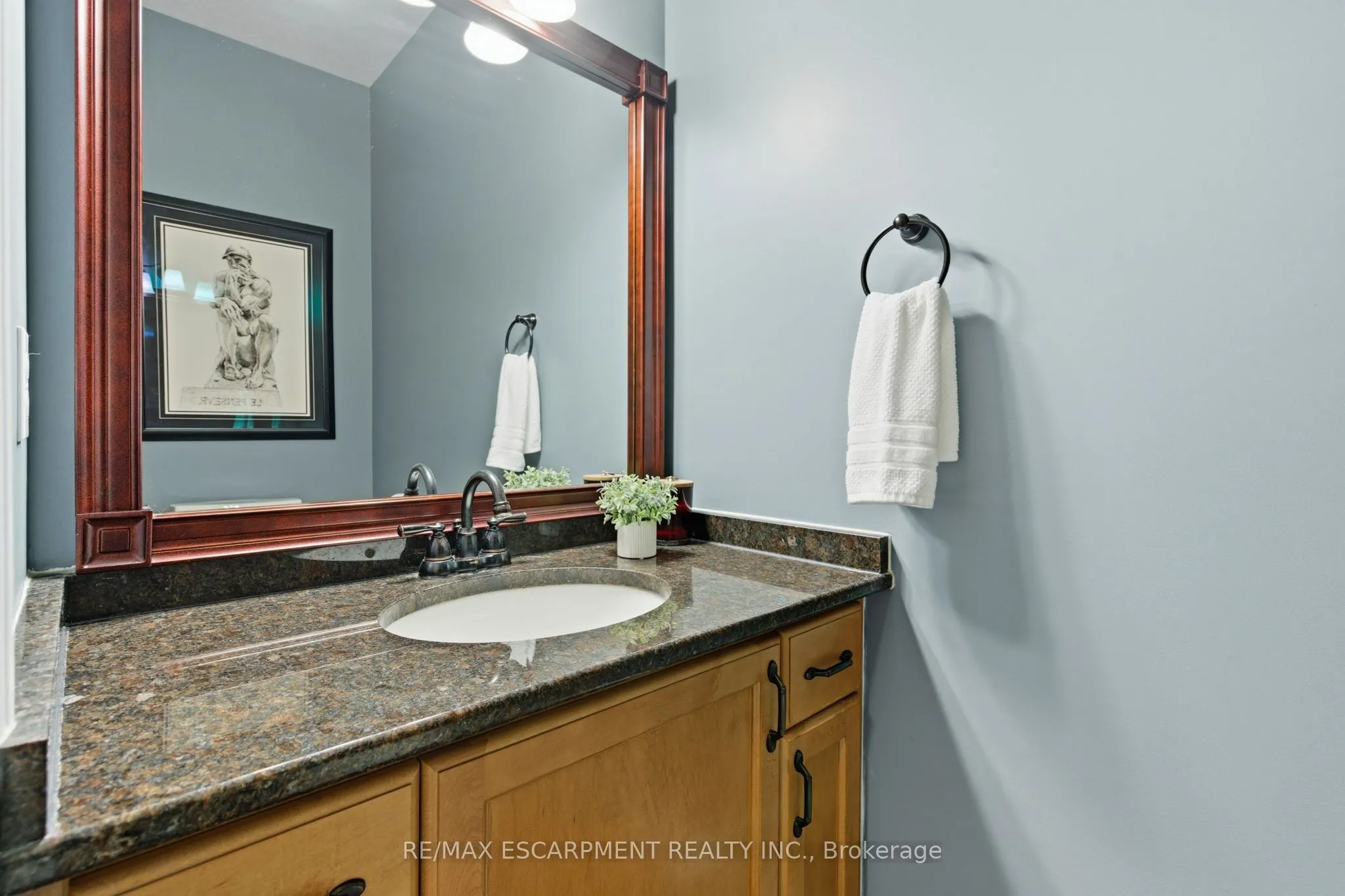 32 Hinrichs Crescent