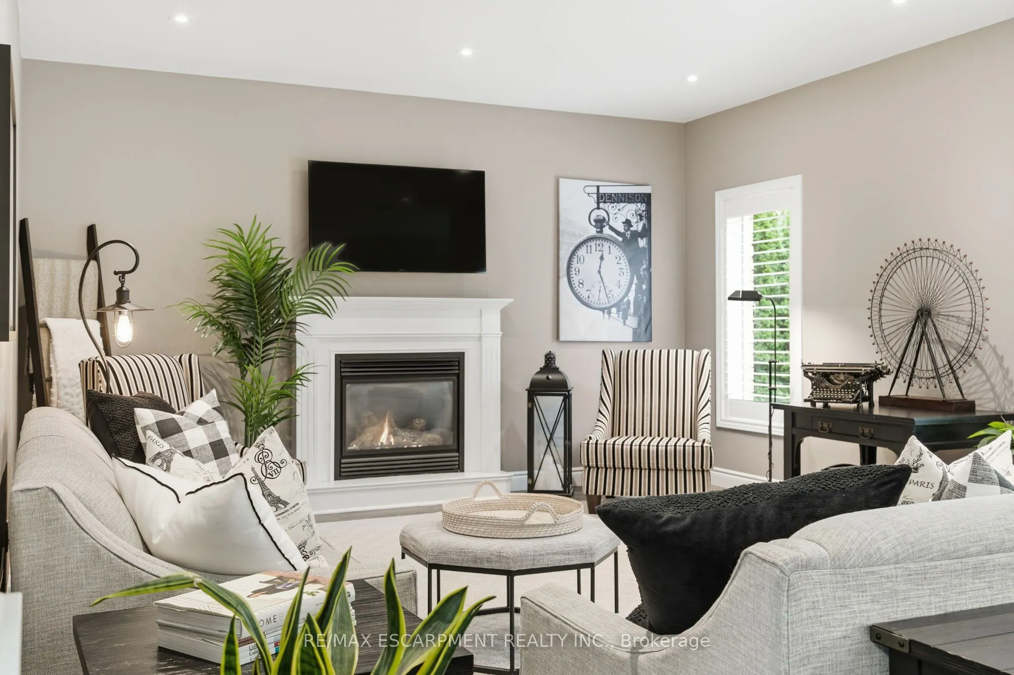 32 Hinrichs Crescent