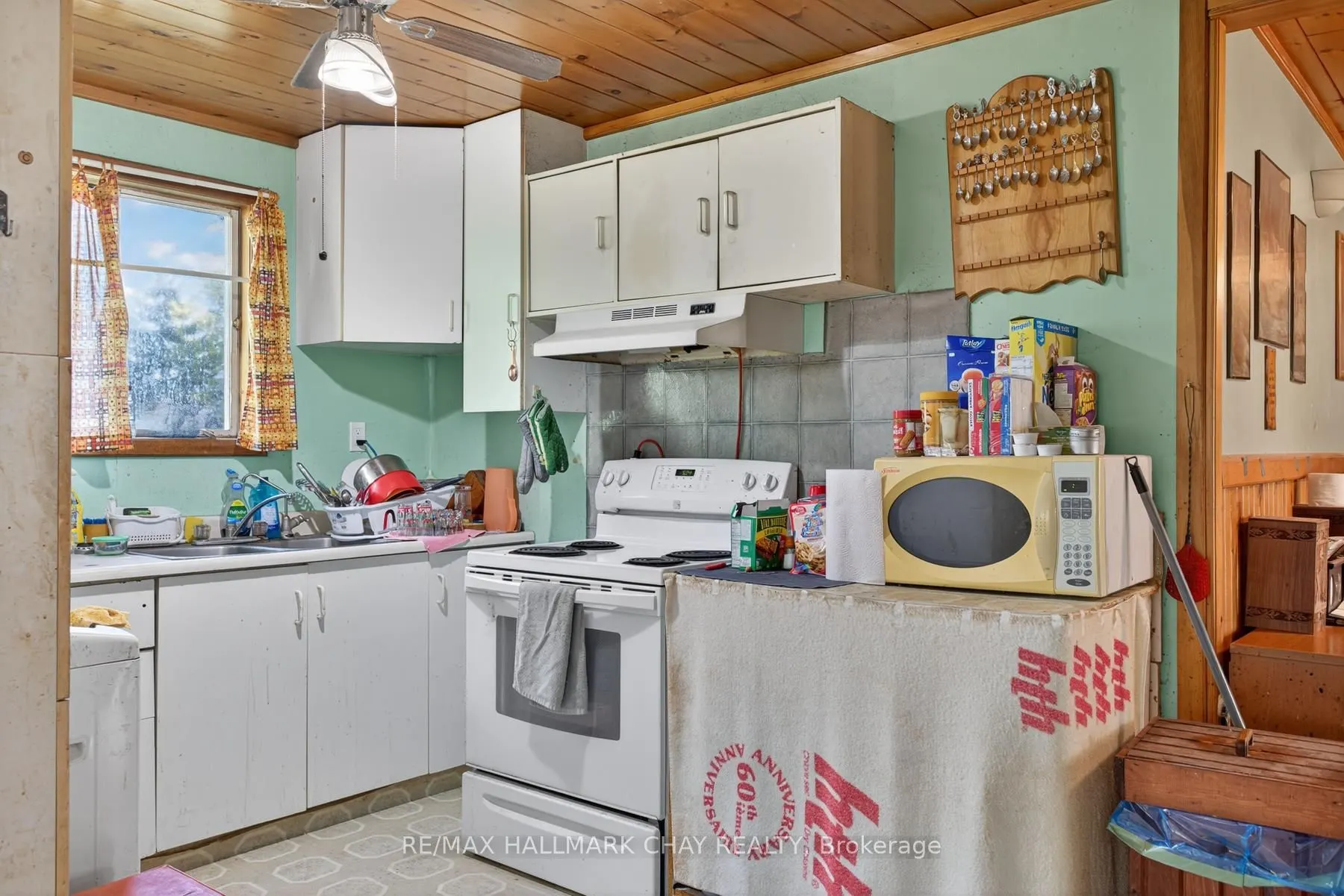 916C Silverleaf Drive