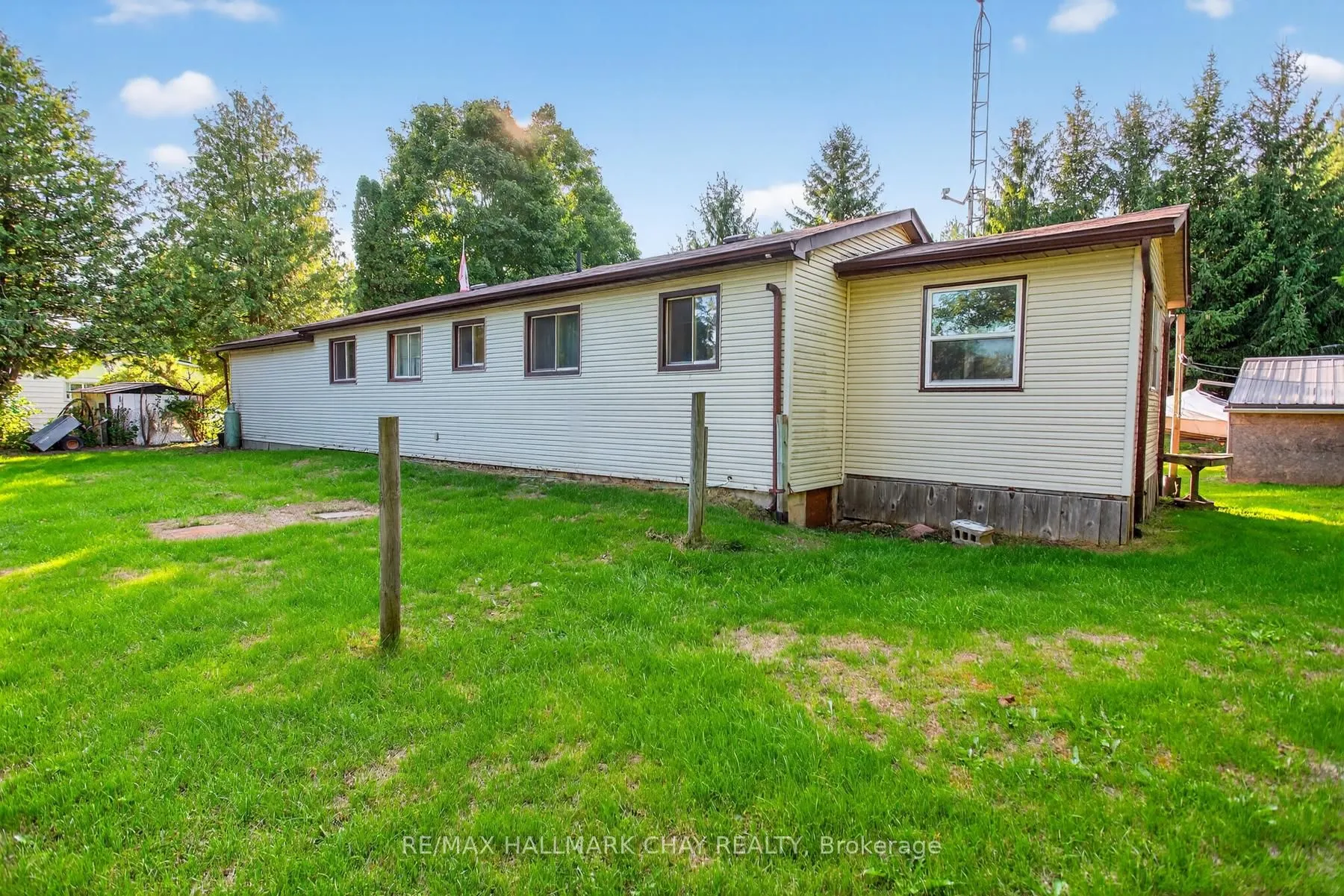 916C Silverleaf Drive